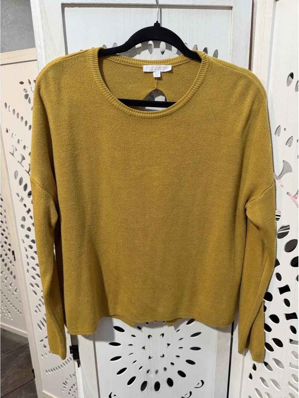 American Eagle (don’t ask why) mustard yellow open back sweater with tie detail
